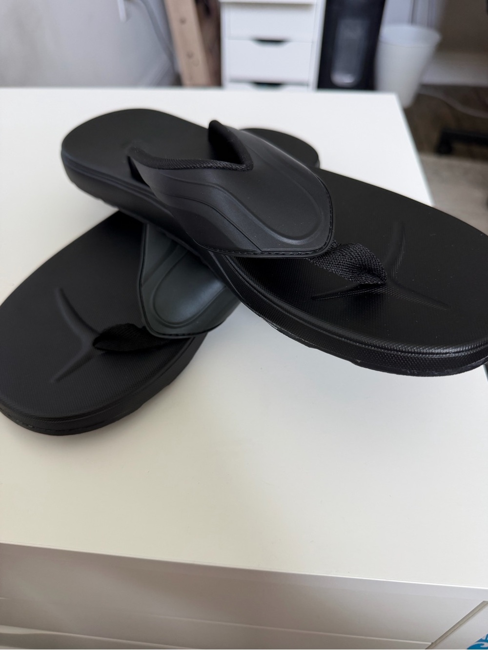 Body Glove Men's Black Flip Flop Sandals
